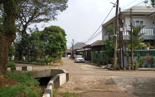 Di Jual Rumah  di Bawah Harga Pasar Komplek Persada Depok