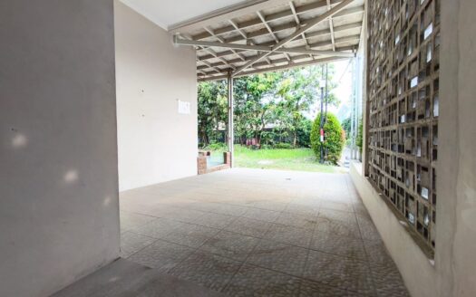 Dijual Rumah diBawah Harga Pasar Cluster Villa Cimuning Mustika Jaya Bekasi