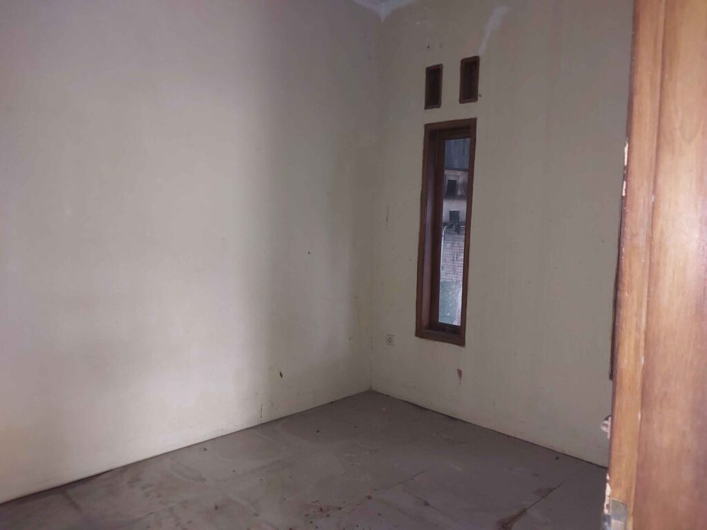 Dijual Rumah di Bawah Harga Pasar, Perumahan Griya Kondang Asri Karawang