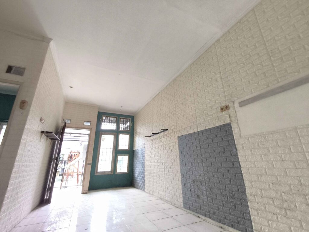 Dijual Rumah Dibawah Harga Pasar, Lokasi di Komplek Jati Indah Sawangan Depok