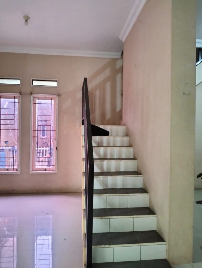 Dijual Rumah Dibawah Harga Pasar Lokasi Kav Warung Bambu Cikarang Bekasi