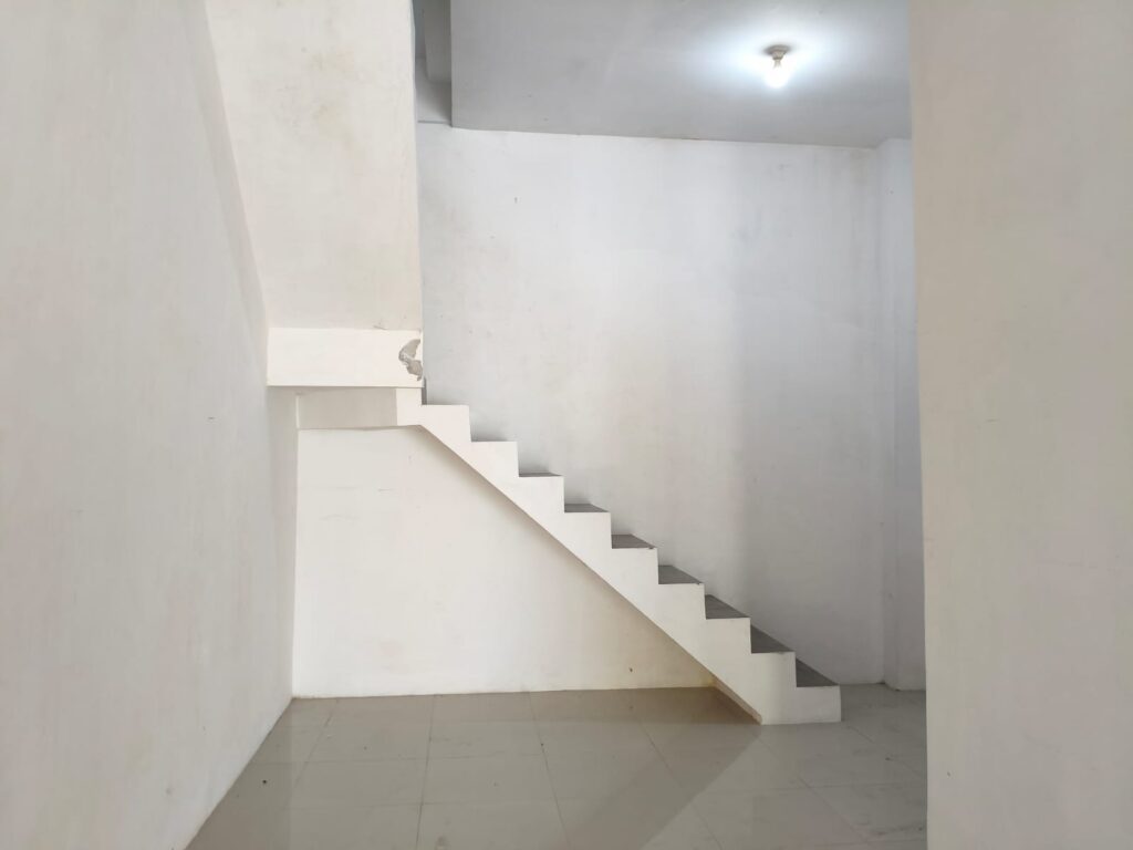 Dijual Rumah Dua Lantai di Bawah Harga Pasar Lokasi Sekitar Kawasan Bandara Juanda