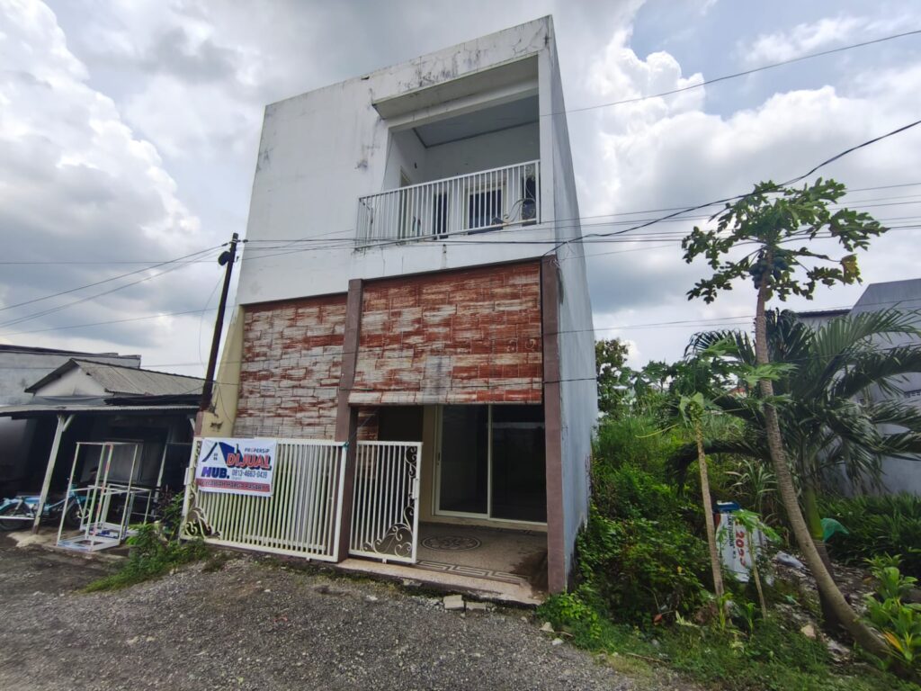 Dijual Rumah Dua Lantai di Bawah Harga Pasar Lokasi Sekitar Kawasan Bandara Juanda
