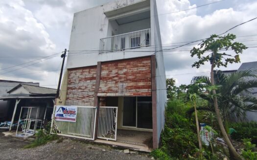 Dijual Rumah Dua Lantai di Bawah Harga Pasar Lokasi Sekitar Kawasan Bandara Juanda