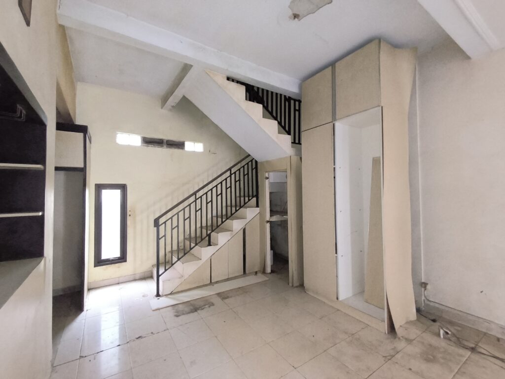 Dijual Rumah di Bawah Harga Pasar Lokasi Cimanggis, Depok