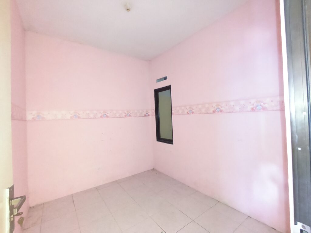 Dijual Rumah dibawah Harga Pasar Area Komersil Parung Dekat Akses Depok-Bogor